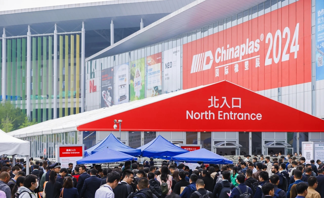 廣東東崎電氣攜新產(chǎn)品亮相2024上海橡塑展，引領(lǐng)工業(yè)自動(dòng)化新潮流